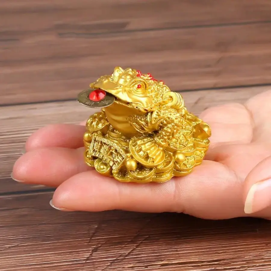 Office Preparation, Resin Feng Shui Lucky Toad Ornament with Coins ...