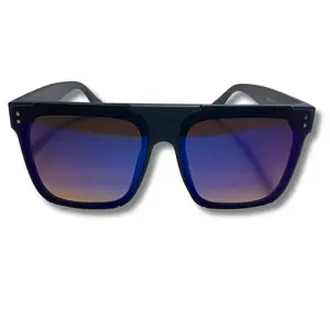 The Blade Oversized Square Sunglasses with Lightweight Frame x Available in Five Colors