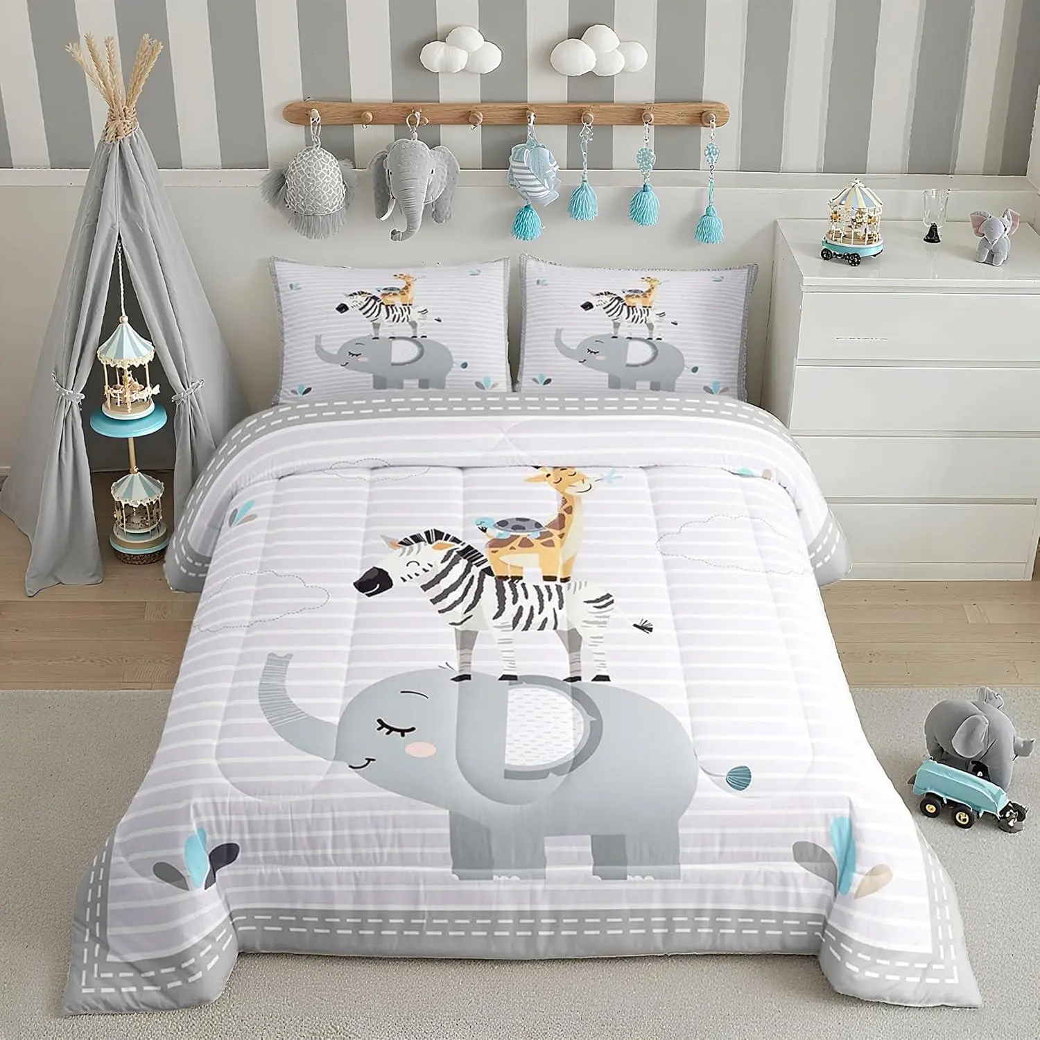 Cute Animals Kids Comforter Set,Cartoon Elephant Zebra Giraffe Bedding Set,Boys Girls Teens Bedroom Decor Grey White Geometric Stripes Quilted Duvet All Season Duvet Insert