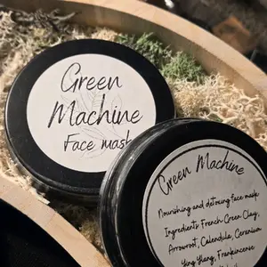 Green Machine Herbal Dry Face mask - just add water Skincare Soothing Moisture Skin Repair Clay