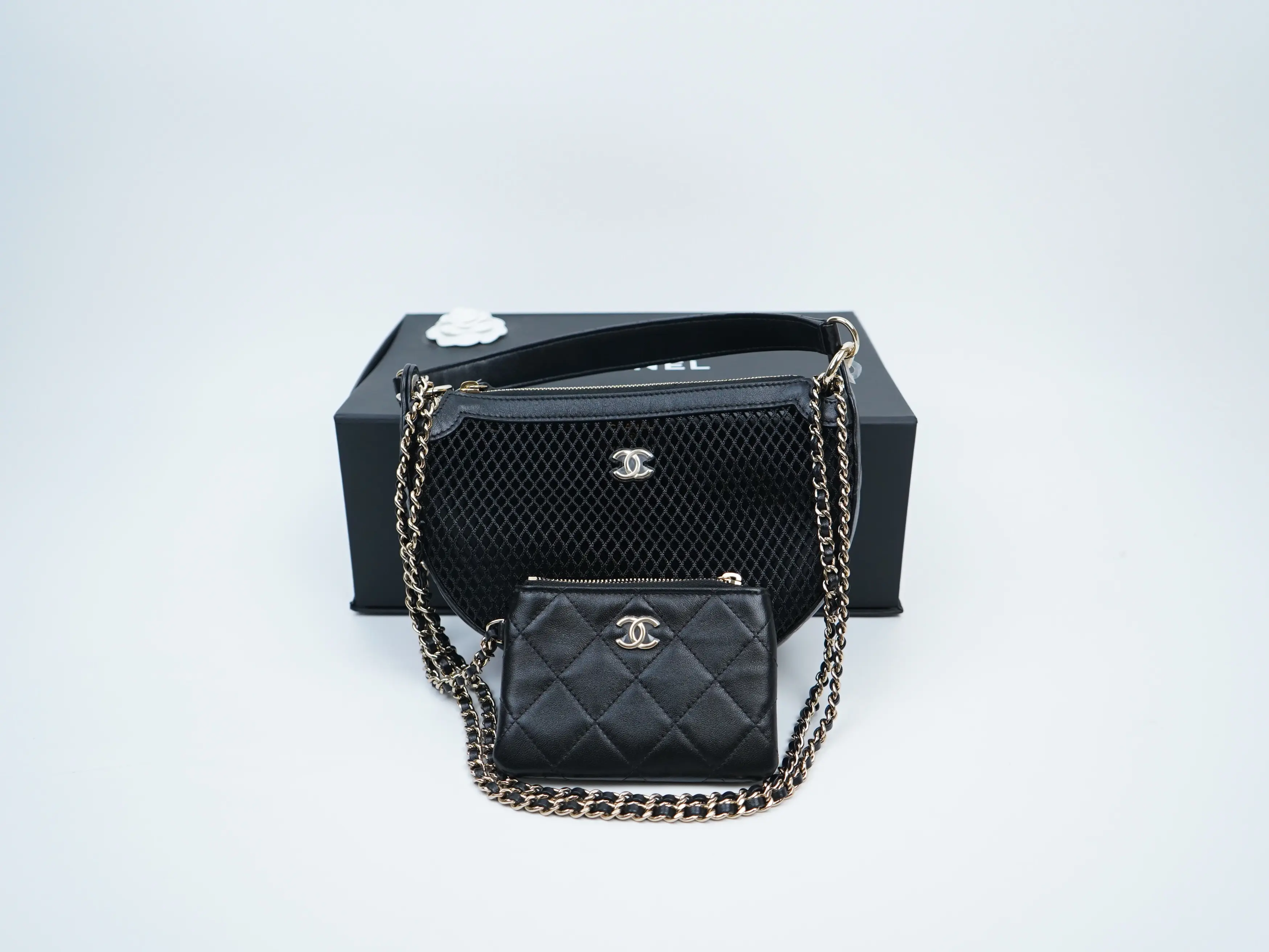 Pre-owned CHANEL lambskin Crossbody Bags 2025 New Mesh Shiny Chain Hobo Black