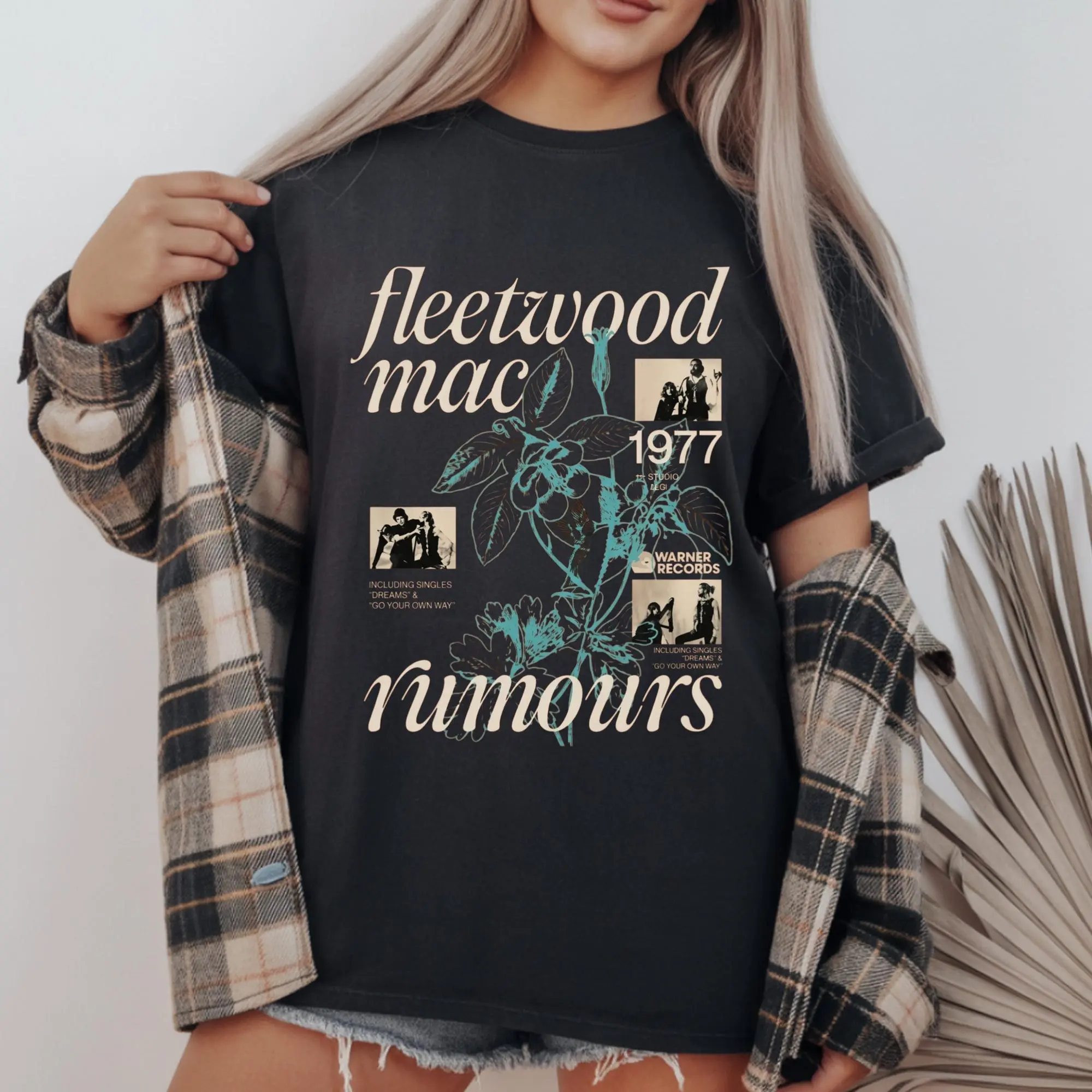 Retro 90s Vintage Fleetwood Mac Rumours T-Shirt - Music Tee