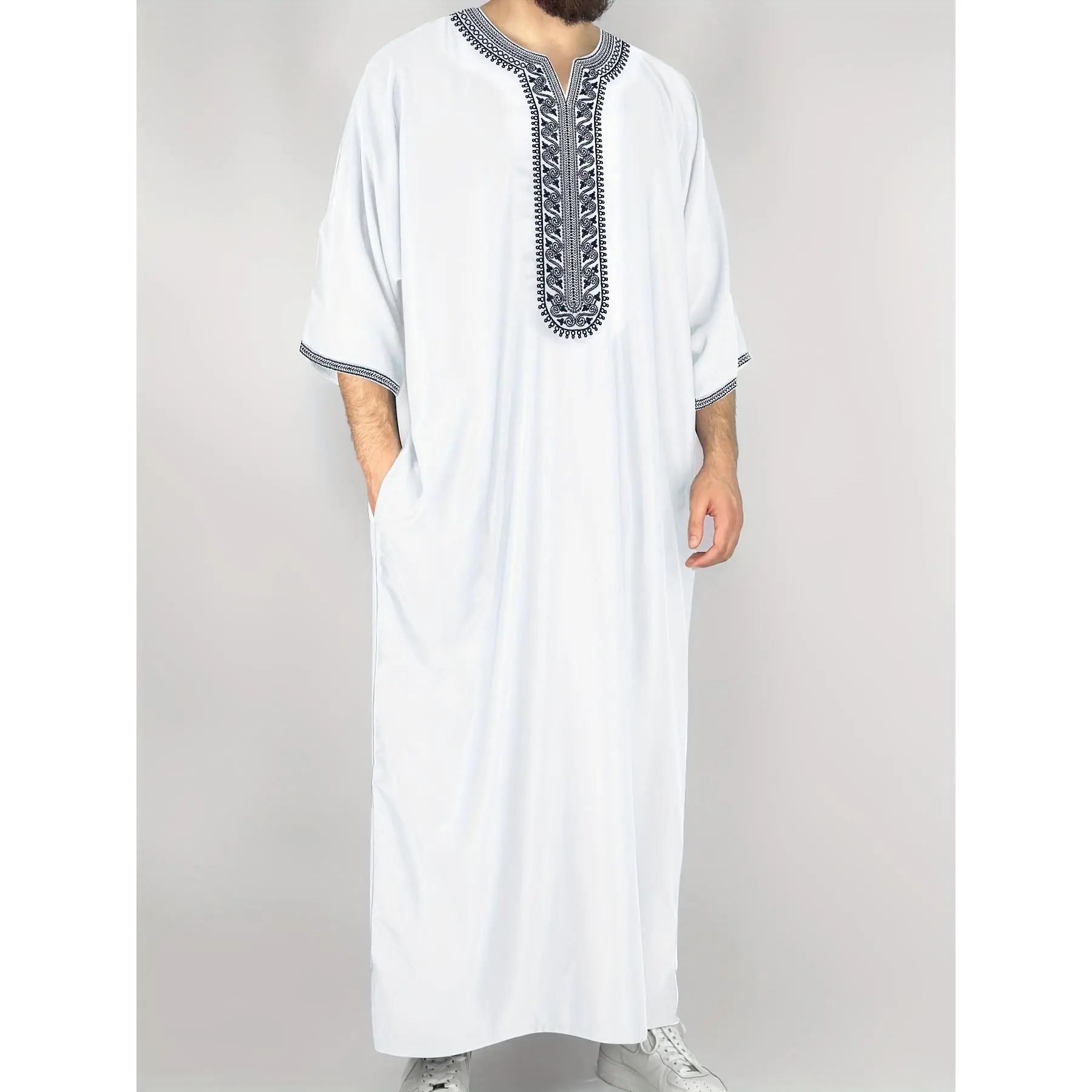 Men's Thobe Kaftan, Moroccan Style Embroidered Pullover, Long Sleeve V-Neck Muslim Clothing in Polyester Blend with Pockets for Daily Wear, For Muslim, Casual, Embroidery, Plain, Year-Round Wear, Casual V-Neck