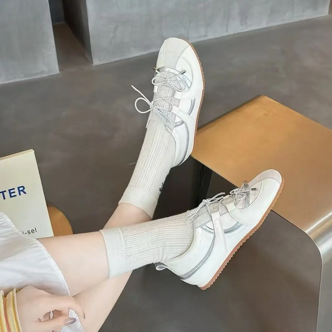 Trendy, cool, playful women’s ballet casual sneakers featuring breathable, comfortable insoles, wear-resistant outsoles with traction, refined lace-up details, a sleek retro athletic silhouette, and a lightweight, flexible upper—flat shoes suitable for va