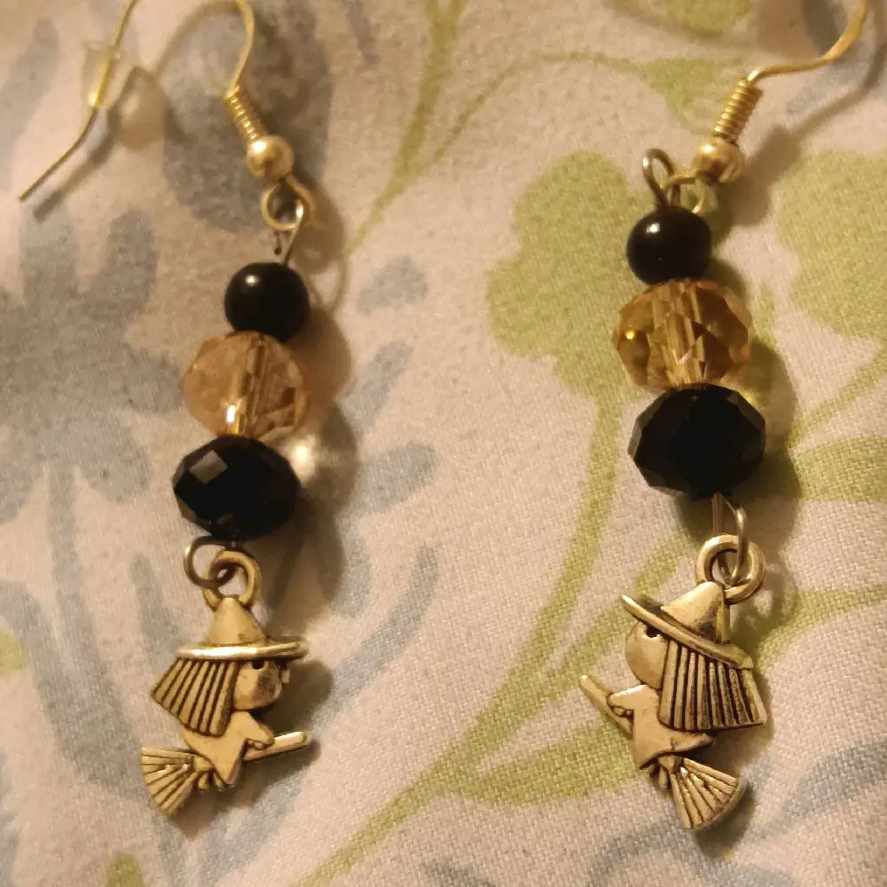 925 Silver Hook Earrings, Glass Beads With Witch Design