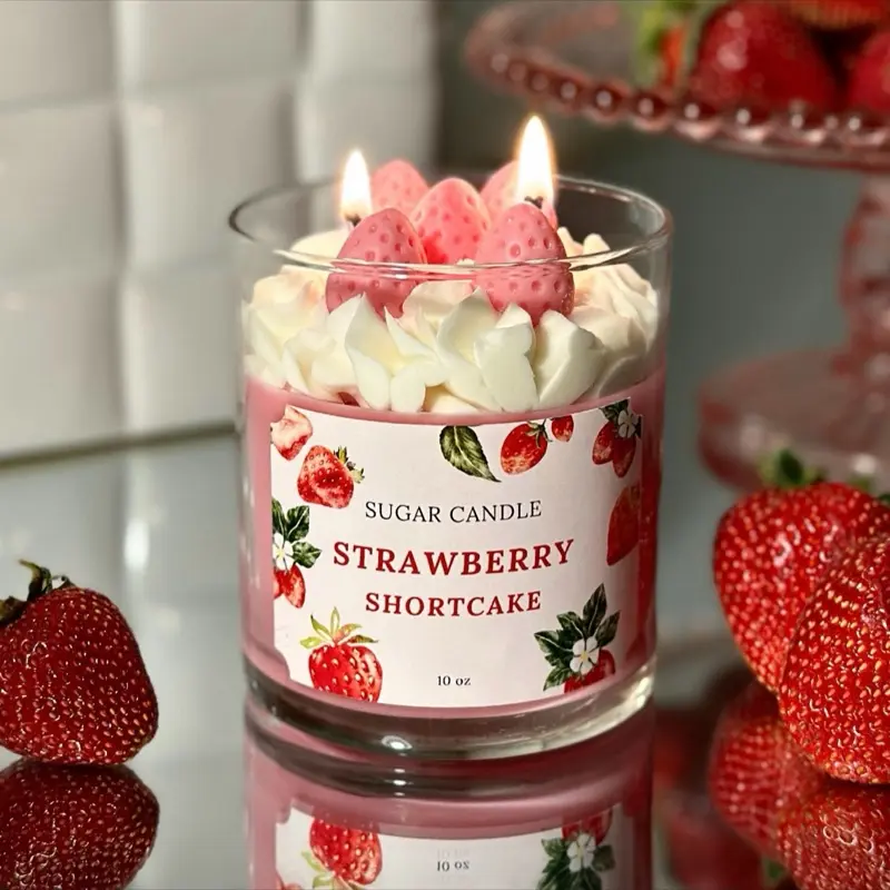 Strawberry shortcake scented candle