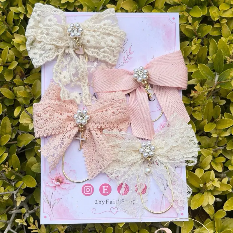 4-Piece Bow Paper Clips Set