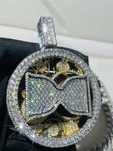 Customized mixed color hourglass rotatable disc jewelry VVS rotatable control hip-hop style hourglass ice pattern full diamond pendant hip-hop street culture jewelry, Father's Day and Mother's Day gifts