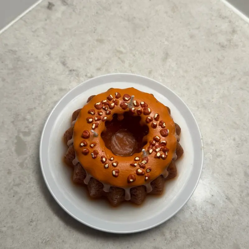Velvet Candy Luxe Fall Collection: Caramel Bundt Cake Candle
