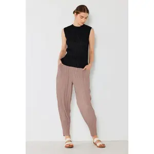 Marina West Swim Pleated Relaxed-Fit Slight Drop Crotch Jogger