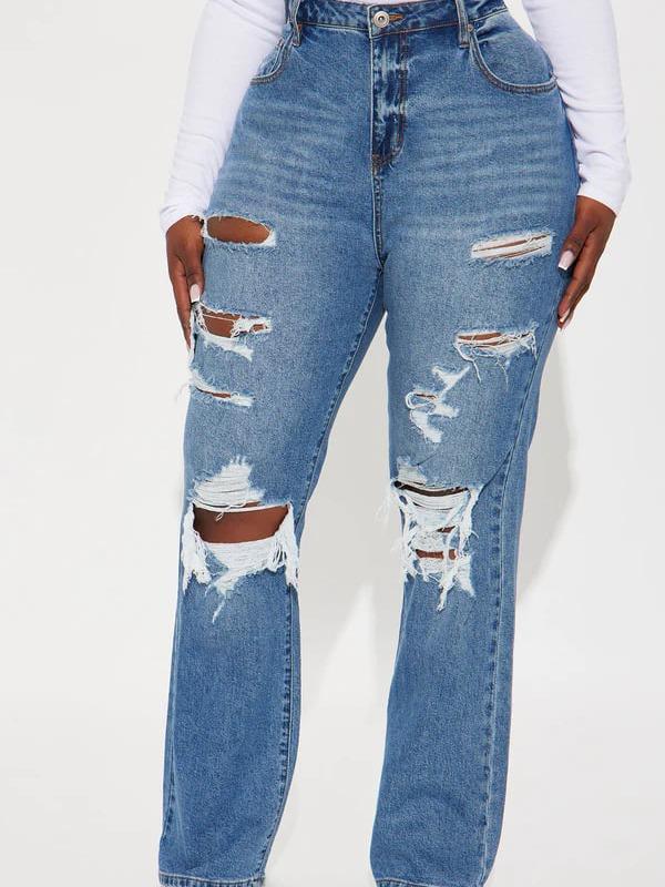 Posted Stretch Ripped Straight Leg Jeans - Medium Wash