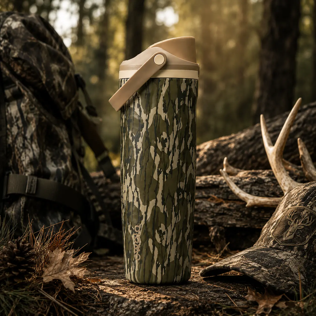 Owala FreeSip Hunter Camo 32 oz Insulated Water Bottle Stainless Steel Camping Hiking Travel Cup, Gift For Her, Gift For Him