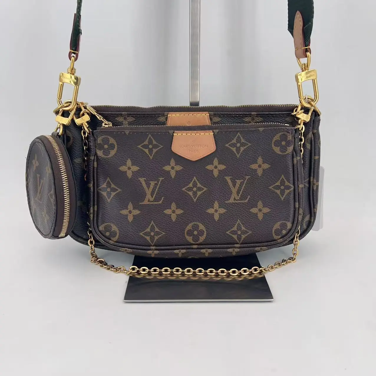 Pre-owned Louis Vuitton leather Crossbody Bags Multi Pochette Accessoires Crossbody Bag