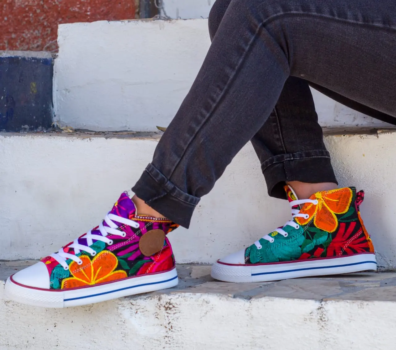 Floral Embroidery Sneakers High