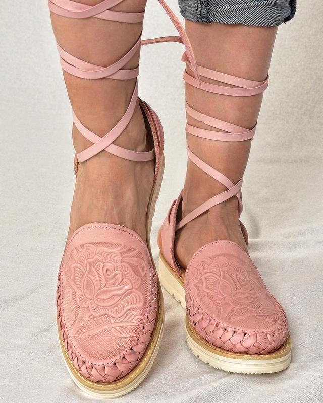 Huarache Sandal with laces boho- Hippie Mexican Style- Sandal leather Lace up cute tooled floral weeding sandal