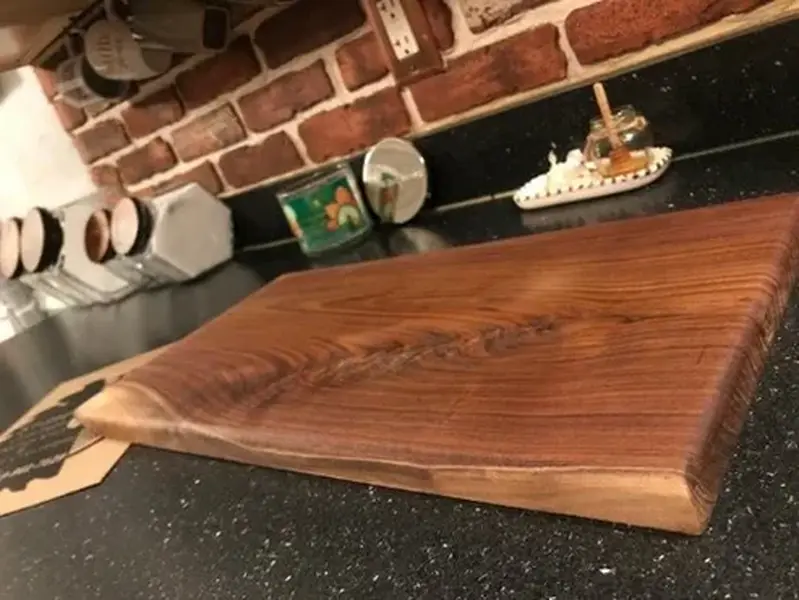 Speeds Walnut Wood Live Edge Rectangular Wooden Cutting Board, 24x12in Handmade Durable Chopping Board with Rustic Grain, Natural Kitchen Butcher Block for Cooking & Serving, Wooden Cutting Boards