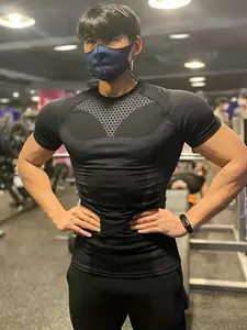 Men's European Style Honeycomb Mesh Fitness T-Shirt, Sporty Geometric Design, High Elasticity Quick-Dry Breathable Fabric, Ideal for Gym Training, Fitness Training Top