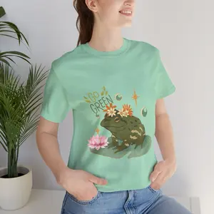 Frog T-Shirt, Cottagecore Graphic Tee Shirt, Unisex Farm Lovers Gift For Her Casual Streetwear Top
