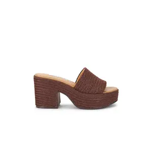 Steve Madden Trippy Sandal in Brown