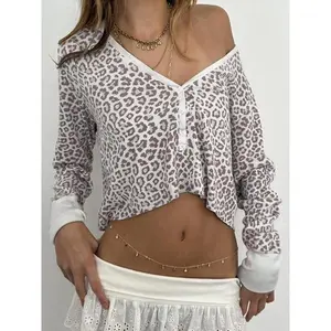 Women's Patchwork Leopard Print Button Front Crop Tee, Casual Long Sleeve Sweetheart Neck T-shirt for Fall & Winter,  T Shirts for Women, Women's Clothing for Daily Wear