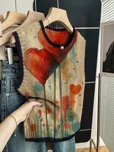 Women's Casual Chic Loose-Fitting Round Neck Sleeveless Knit Top Vests, Deep Blue Color Block Heart Print, Fall & Winter Fashion, Womenswear
