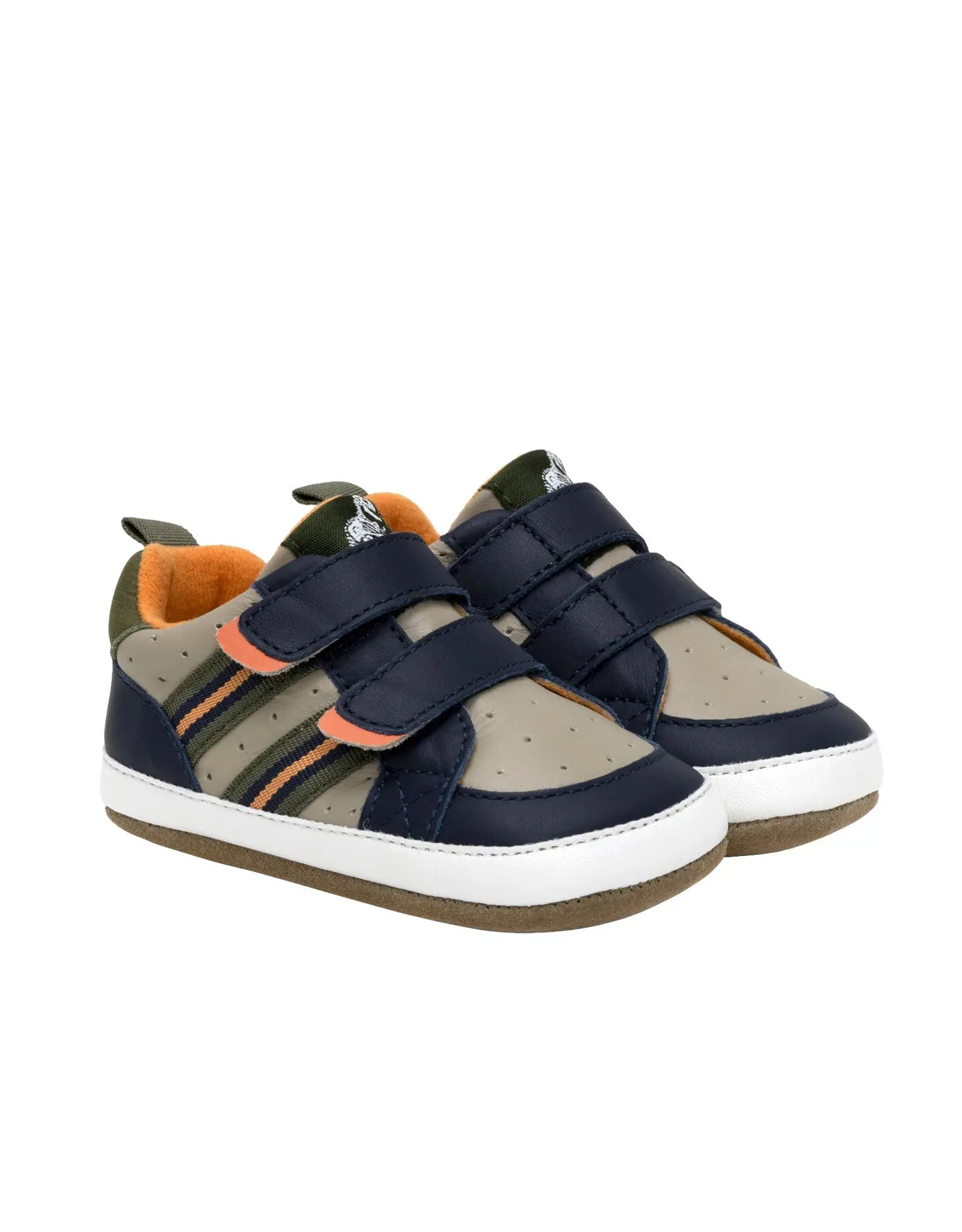 Brooks First Kicks Navy