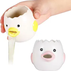 2 Pack Cute Egg Separator, Ceramics Vomiting Chicken Egg Yolk Egg White Separator, Little Chick Small Egg Filter Splitter,Dishwasher Safe (Yellow & Pink) Edgnb
