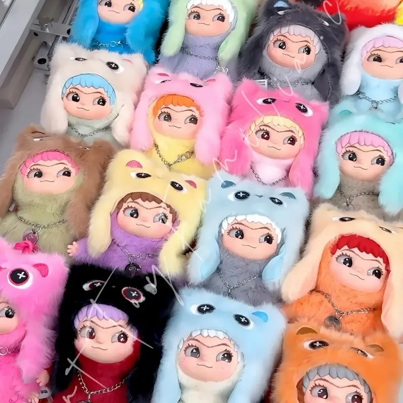 Keychain Plush Toy, Cute Mini Stuffed Accessory for Backpacks, Keys, and Bags