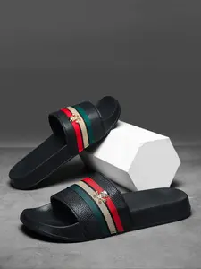 Three-Color Striped Skull Head Lightweight Slippers, Outdoor Non-Slip Beach Sandals, Comfortable and Stylish Footwear for Men and Women