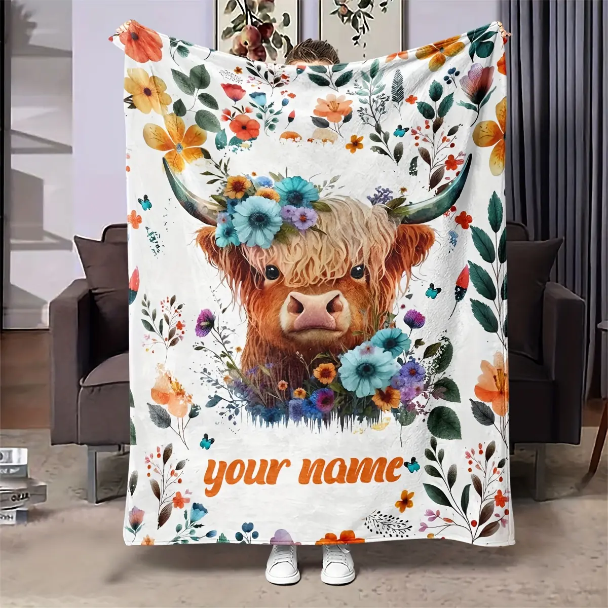 Comfycove blanket. Click "Shop Chat", send in a custom name, a holiday gift, or a custom blanket. These personalized blankets are made of flannel and are suitable for all seasons. They are ideal gifts for Mother's Day, Father's Day, and Christmas.