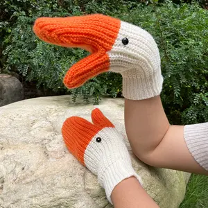1/2pairs Unisex Cute Goose Knitted Gloves, Mittens, Thickened Warm, Perfect for Couples Gift & Winter Use, Soft Fabric, Animal Theme, New Arrival