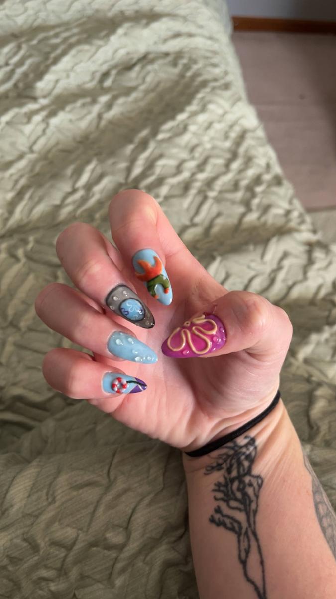 Item: Undersea, M, Almond - 22mm