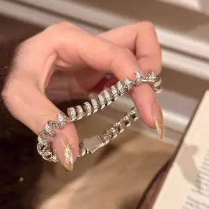 Women's Silver Twisted Spring Rhinestone Bracelet - Dainty Spiral Telephone Chain, Luxury Daily Fashion Costume Jewelry Accessory