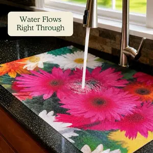 Adjustable Flow Through Sink Cover Makes Kitchen Sink Look Clean in Seconds