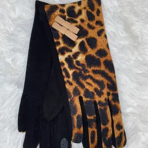 Leopard Gloves Touchscreen