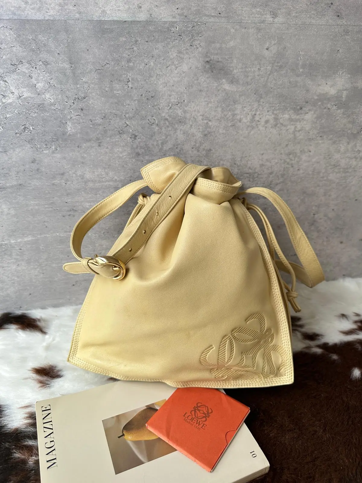 Pre-owned Loewe Leather Shoulder Bags SHOULDER BAG MR12052026B283