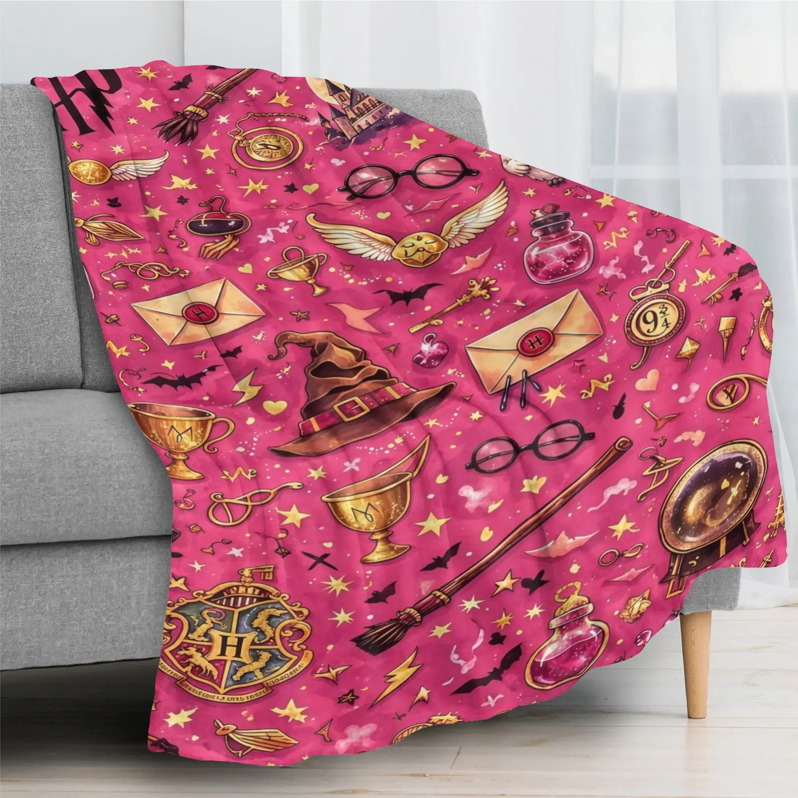 1pc Hogwarts Castle Harry Potter Inspired Fleece Throw Blanket, Magical Spell Elements Pink Aesthetic Design, Soft Warm Cozy Plush Blanket for Bed Sofa Room Decoration, Fantasy Gift for Wizards, Teens, Kids & Magic Lovers