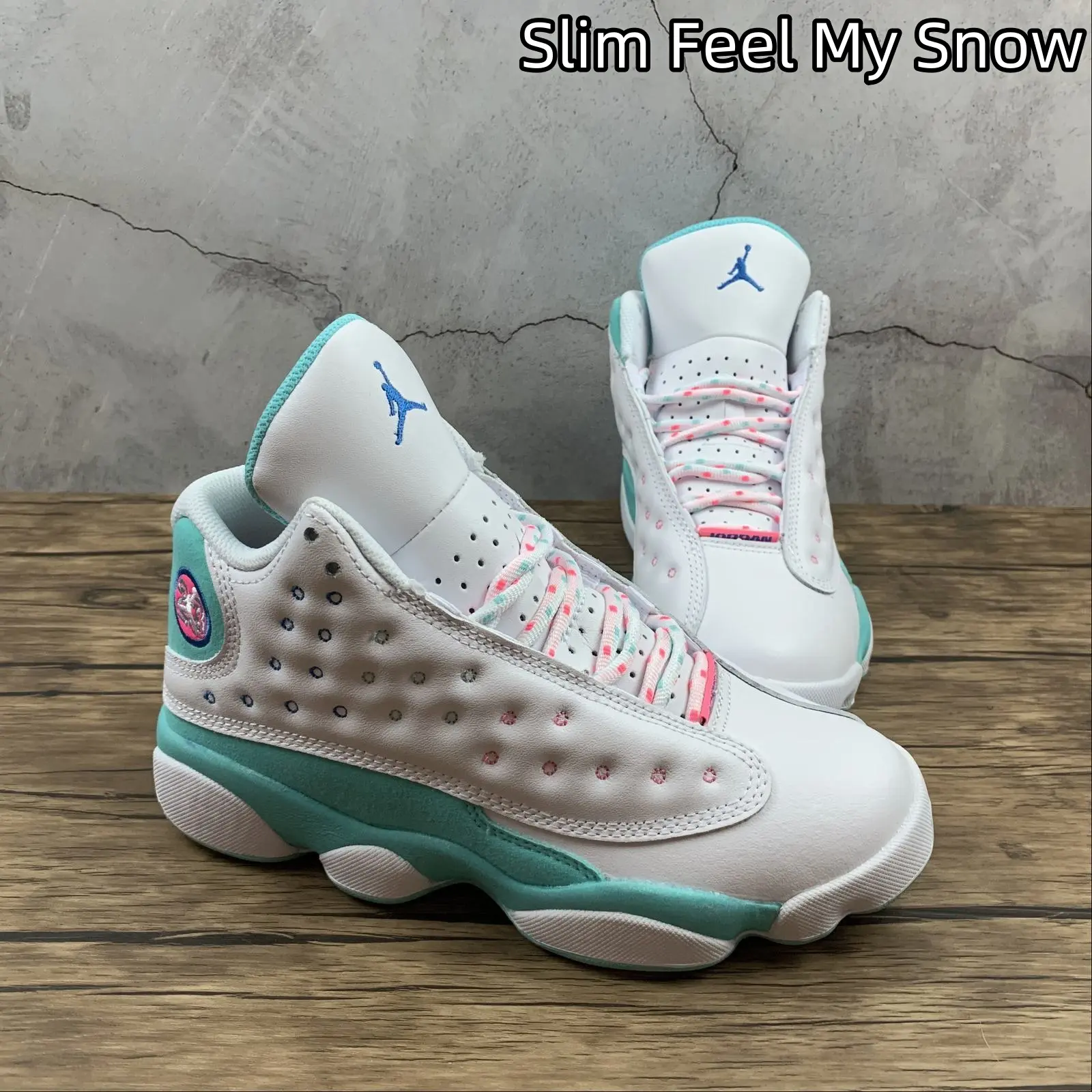 Versatile Mid Top Lace-Up Performance Trainer | Air Permeable Punched Leather + Mint Green Contrast Suede Splicing | After-School Daily Use Neighborhood Walks & Casual Basketball Training