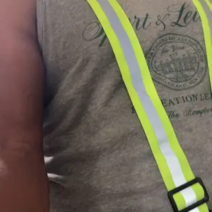 Adjustable Reflective Vest, High-Visibility Safety Vest for Cycling, Night Running, Construction and Outdoor Sports, 1 Count