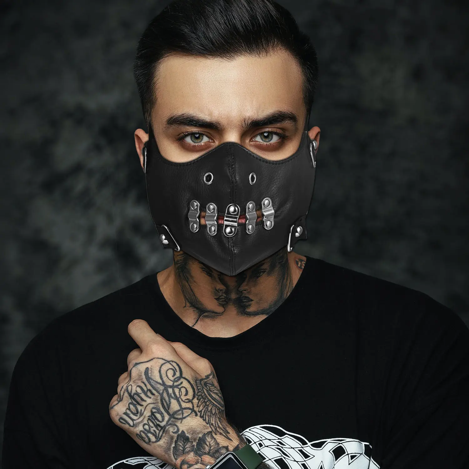 OIDEA Comfortable Hollow Leather Breathable Half-Face Mask with Adjustable Strap - Punk Biker Style, for Cosplay & Outdoor Riding (Party Masks & Accessories)