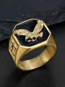 Trendy simple and domineering new style hot-selling hip-hop animation stainless steel gold-plated drop glue spread wings flying eagle domineering men's ring accessories Fashionable Jewelry Accessories