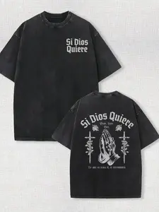 Si Dios Quiere Gothic Text Graphic T-Shirt, Vintage Washed Praying Hands Print Tee, Oversized Crew Neck Shirt, Religious Faith Casual Short Sleeve Top, Trendy Chicano Style Aesthetic Cotton Tee for Christian, Latino and Streetwear Fans