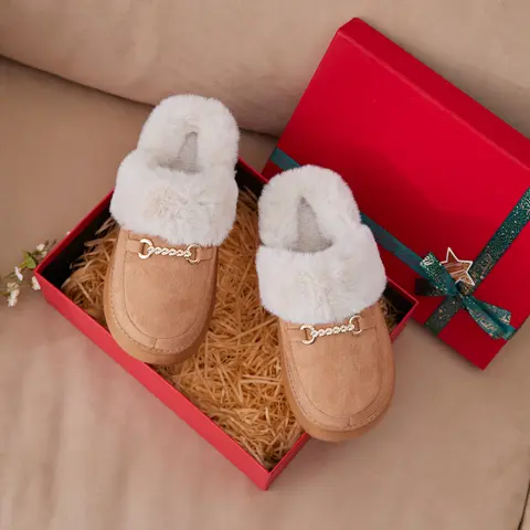 GOEWY Women's Chunky Cloud-Like Fuzzy Memory Foam Platform Slippers - Warm Suede, Anti-Slip Sole, Below-the-Ankle, Indoor/Outdoor Footwear, Fashion Style, Christmas Gift for Moms, Shoes for Women, Chain Accent