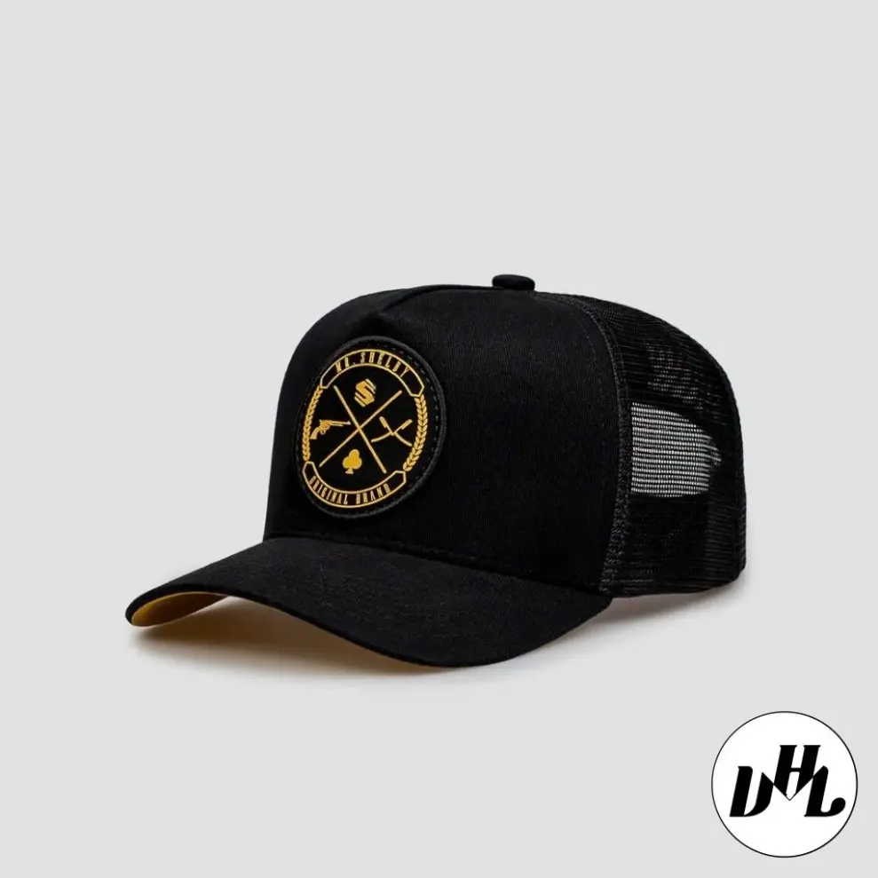 Men's Classic Mesh Trucker Cap – Adjustable Snapback Baseball Hat with Circular Logo