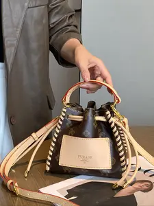 Women's New Genuine Leather Floral Bucket Bag, Colorblock Drawstring Handbag, Stylish Shoulder Bag for Daily Use, Fashionable Bucket Bag