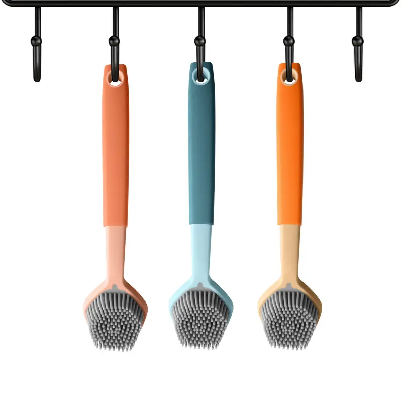 Silicone kitchen cleaning brush, suitable for non-stick pan decontamination, soft bristles do not damage pots, extended handle, comfortable grip, can be hung and stored, a must-have cleaning tool in the kitchen.