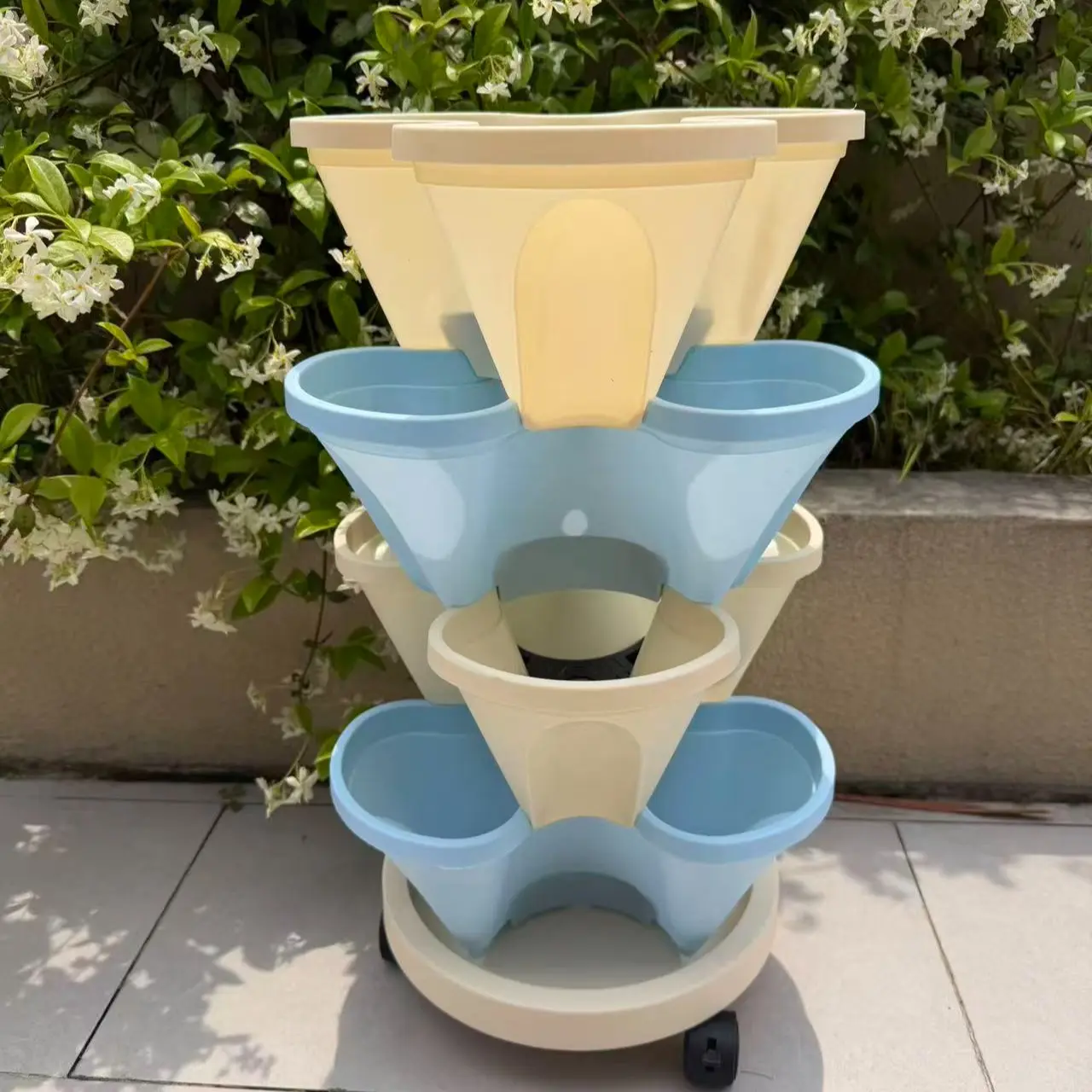 Set of Four Three-Petal Stacked Planters with Base and Wheels, Space-Saving Vertical Garden, Ideal for Balcony and Small Apartments