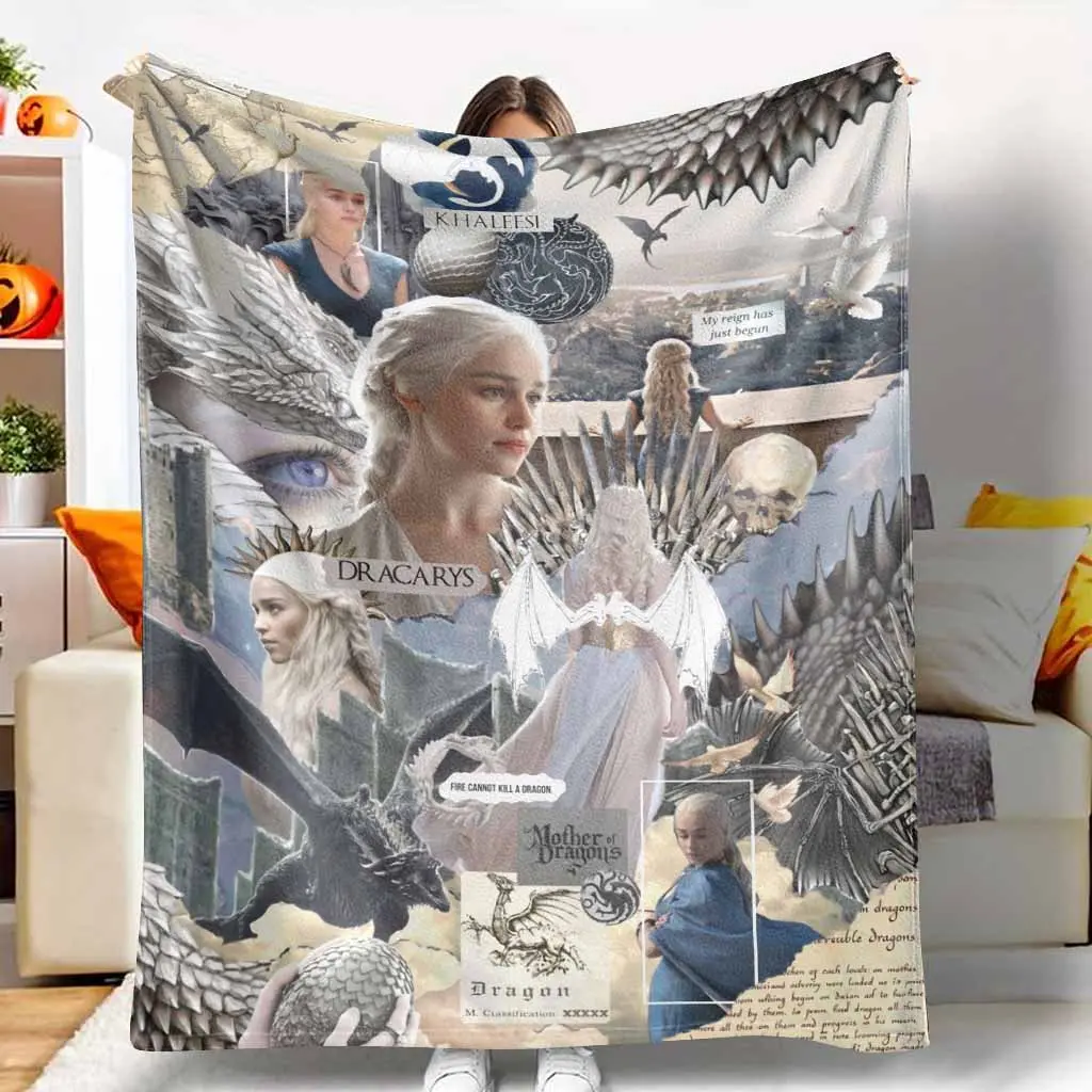 Dragon Queen Fantasy Flannel Blanket， Epic Dragon Art Print with Castle and Wing Elements， Soft Warm Lightweight Cozy Throw， Perfect for Bedroom， Living Room， Reading Nook， Sofa Decoration， Gift for Fantasy Lovers tiktokshopspringglowup
