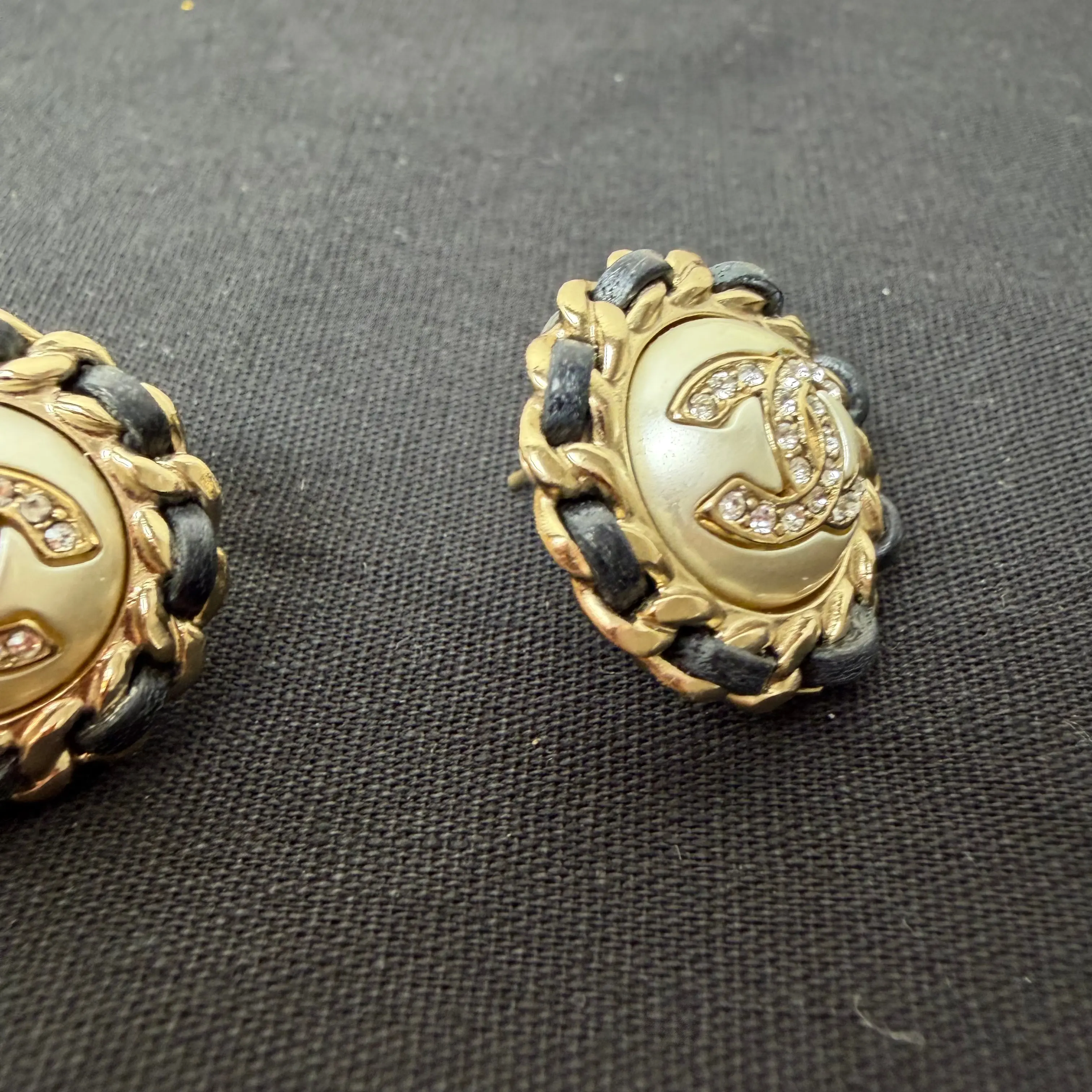Pre-owned CHANEL As shown Bag Accessories Classic Design Earrings Timeless Earrings for Any Occasion Perfect Bag Accessories