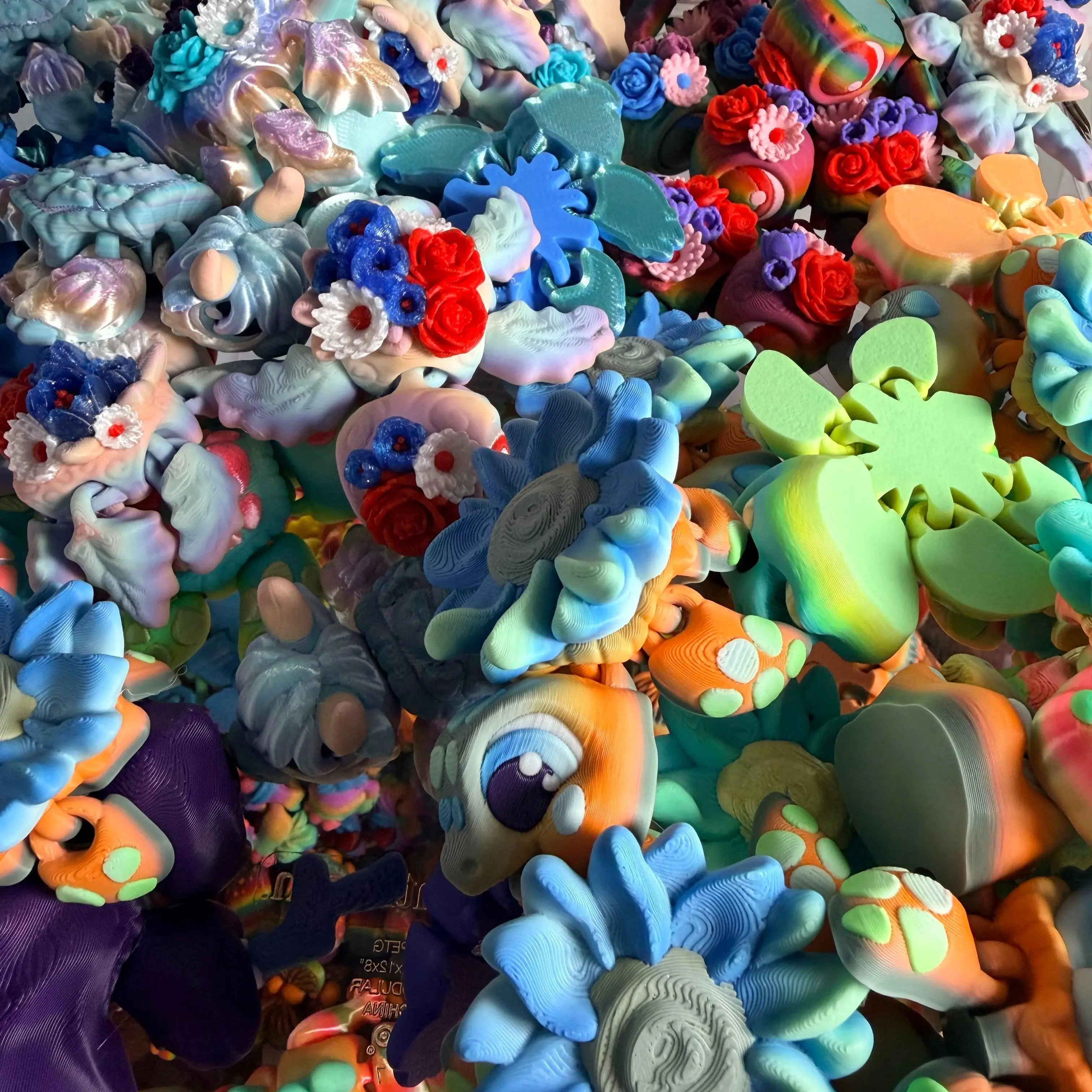 3D Printed Articulated Wiggle Packs | Small & Medium size | Fun Wiggle Box Collectible Stress Relief Fidget Toys, Collectibles, and 3D Prints
